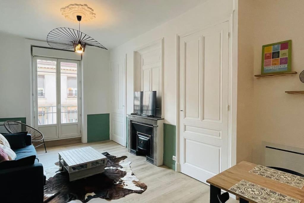 Appartement Renove Proche Du Parc De La Tete D'Or فيليوربان المظهر الخارجي الصورة