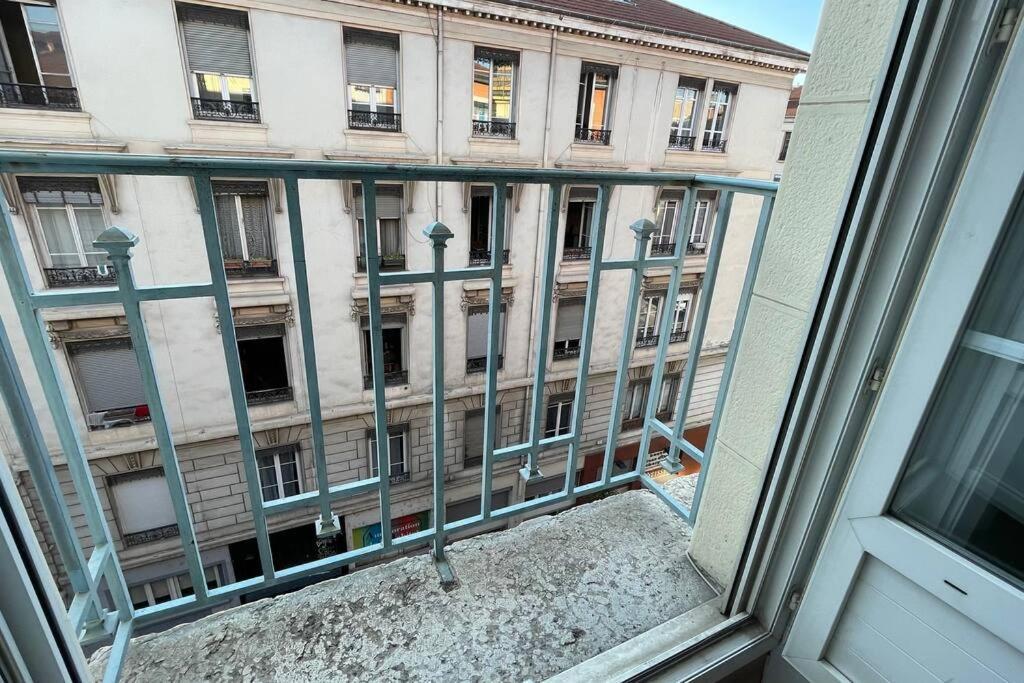 Appartement Renove Proche Du Parc De La Tete D'Or فيليوربان المظهر الخارجي الصورة